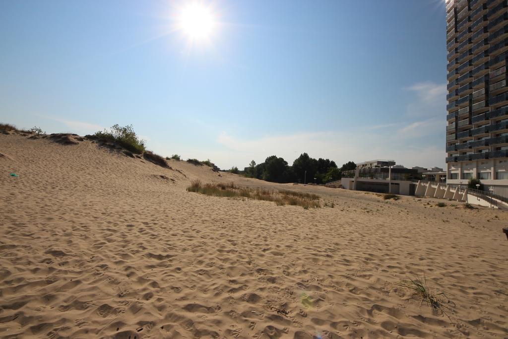 Menada Dune Residence Apartments Pantai Sunny Luaran gambar
