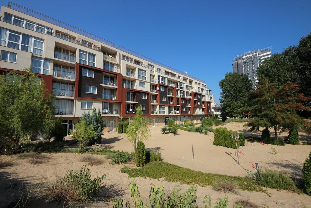 Menada Dune Residence Apartments Pantai Sunny Luaran gambar