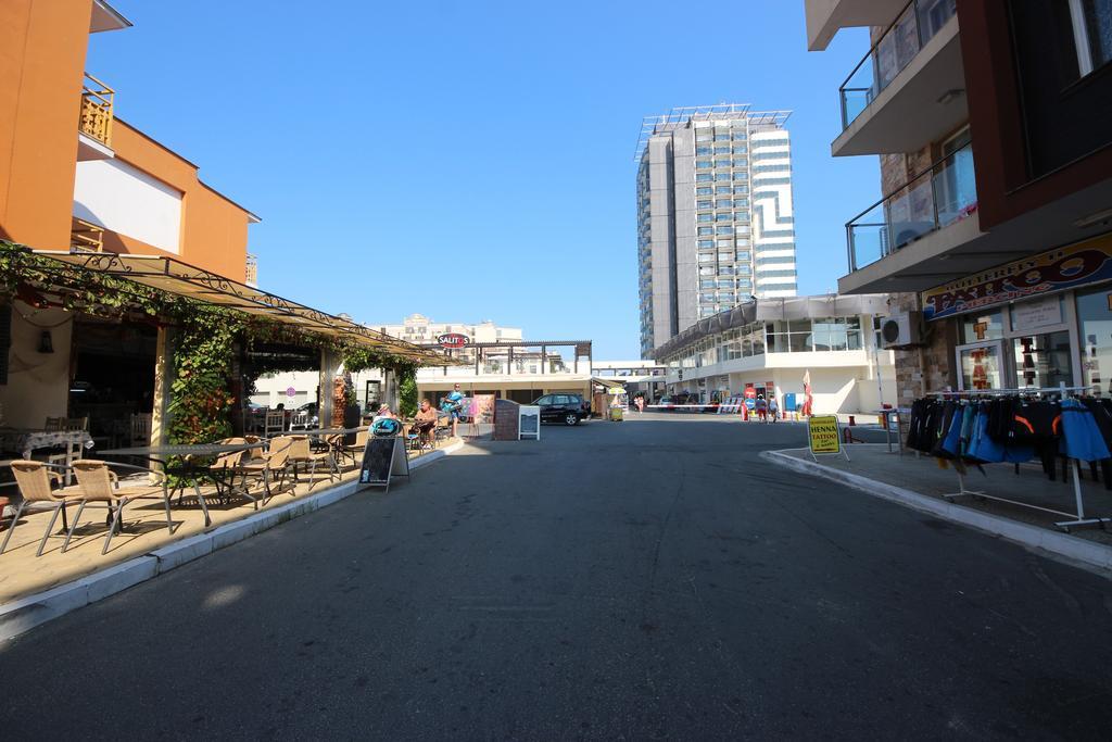 Menada Dune Residence Apartments Pantai Sunny Luaran gambar