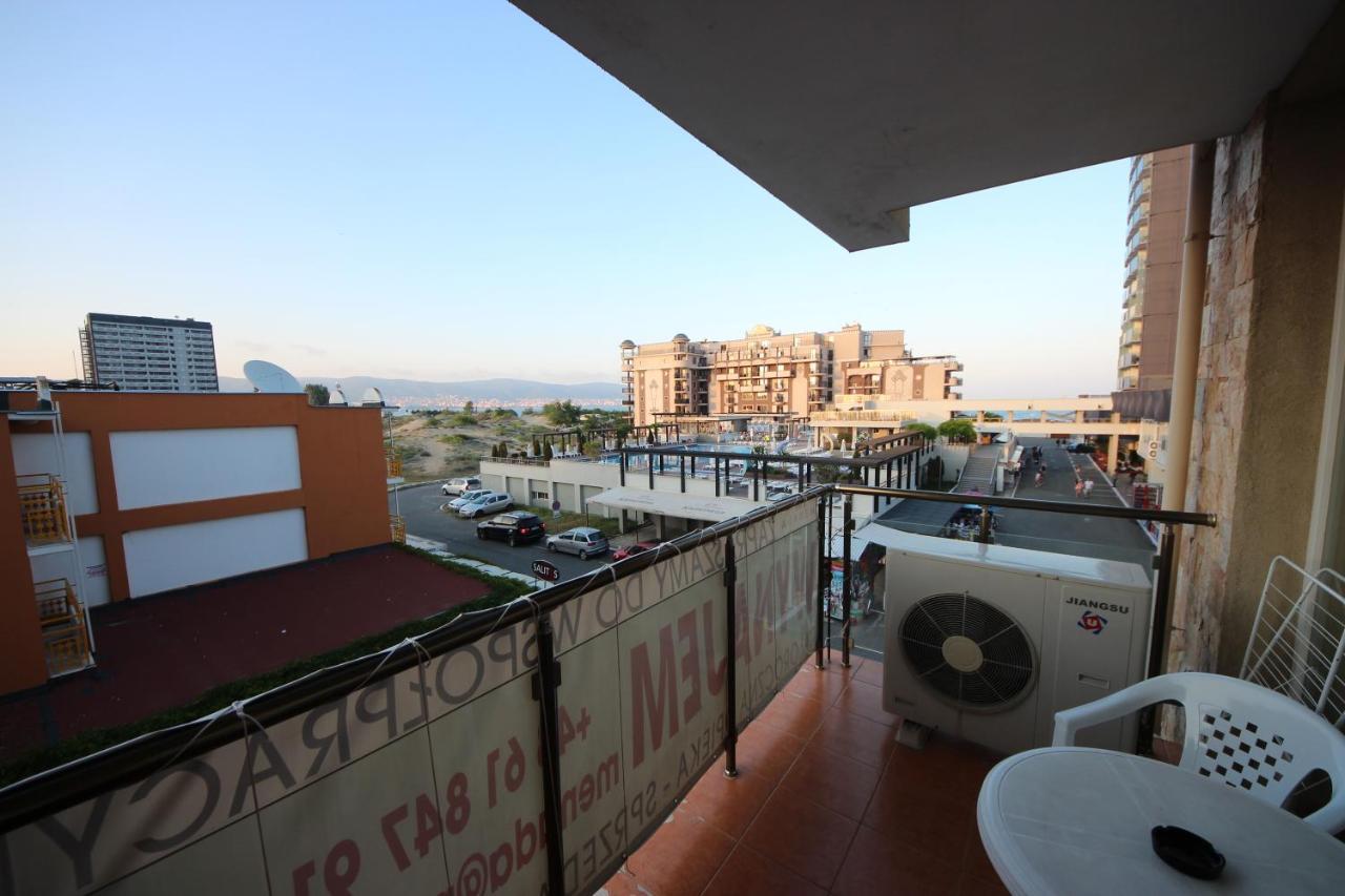 Menada Dune Residence Apartments Pantai Sunny Luaran gambar
